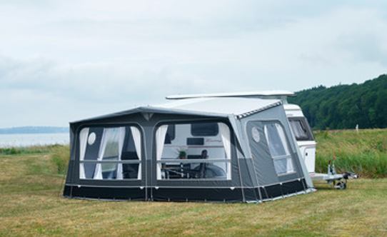 Touring Awning grey with carpet