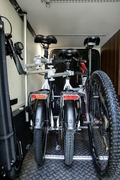 Porte-vélos pour 2 vélos – Version Fiat (véhicule avec estrade dans le garage)